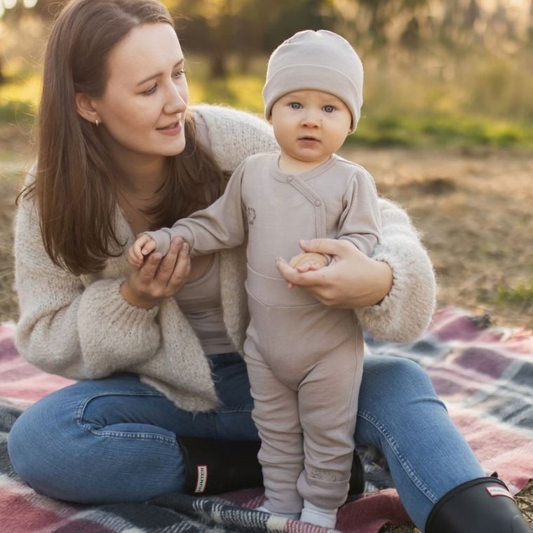 Body dziecięce z długim rękawem, wełna merino, beżowe, Eevi