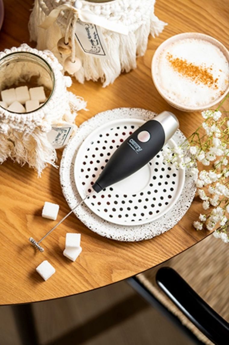 Camry, spieniacz do mleka z mieszadłem i stojakiem