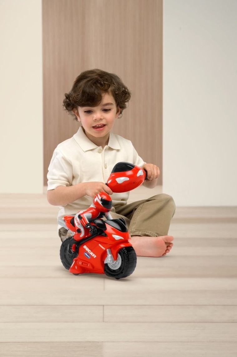 Chicco, Ducati, motor z figurką, pojazd zalnie sterowany