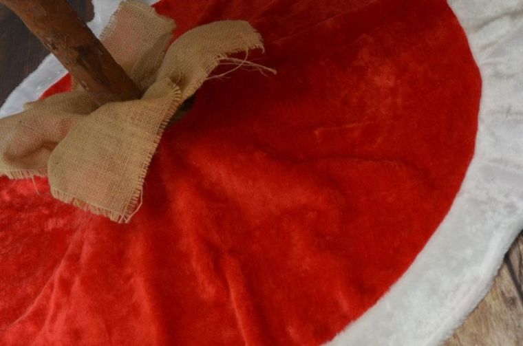 Christmas gifts, dywanik pod choinkę, 100 cm