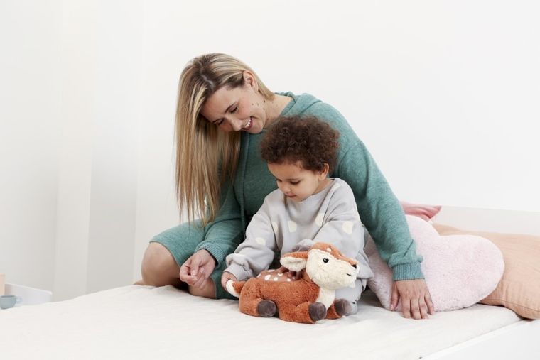 Cloud B, Twilight Buddies, Fawn, Sarenka, lampka nocna z projekcją świetlną