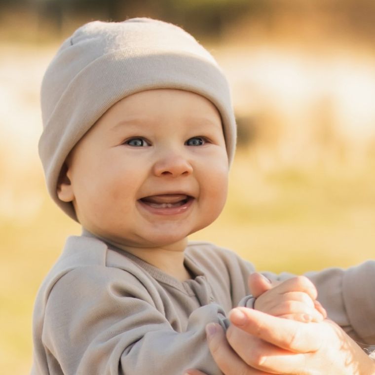 Czapka dziecięca, wełna merino, beżowa, Eevi