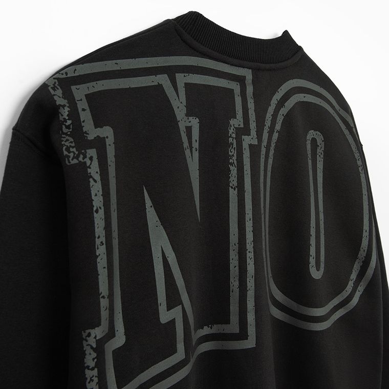 Czarna bluza oversize NOWEAR