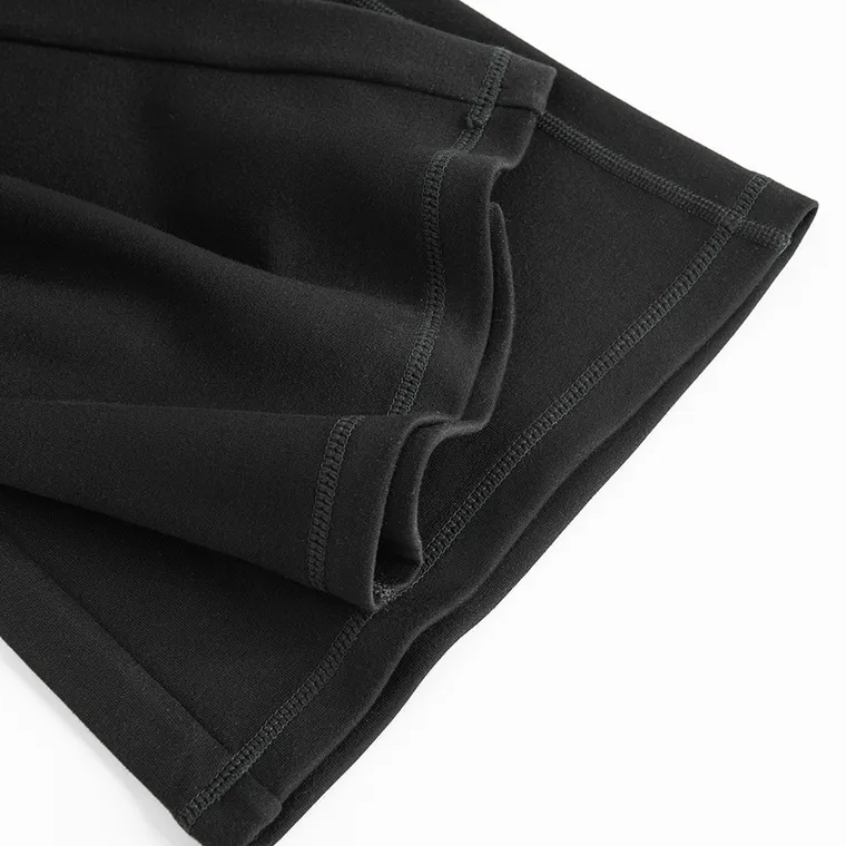 Czarne legginsy flare z wysokim stanem NOWEAR