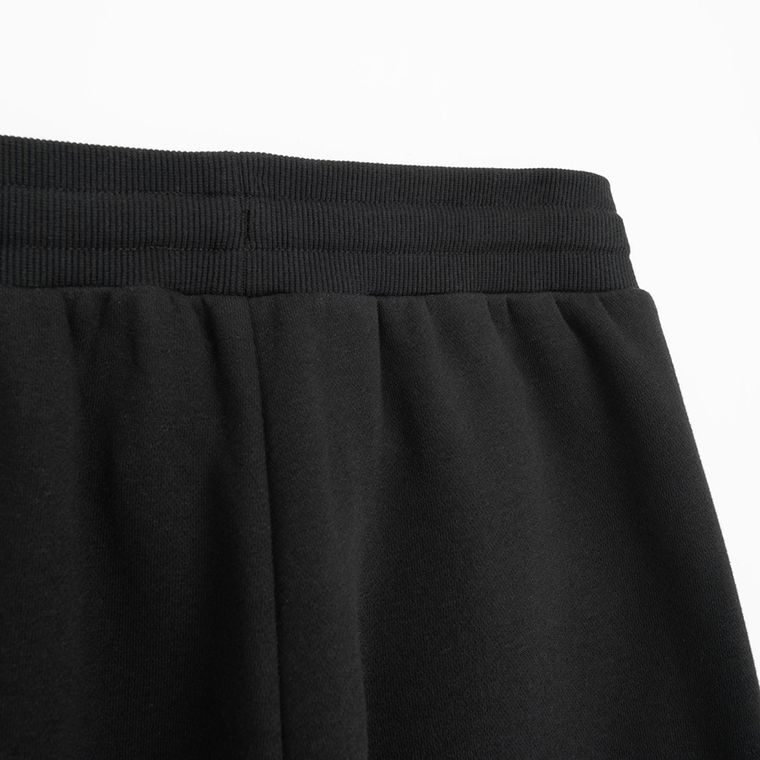 Czarne spodnie dresowe z szerokimi nogawkami NOWEAR