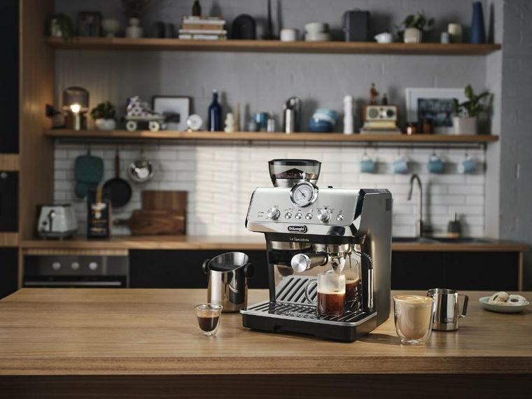 DeLonghi, ekspres ciśnieniowy