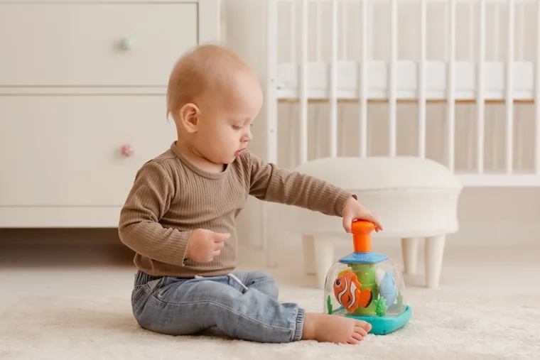 Dumel Discovery, bączek, akwarium