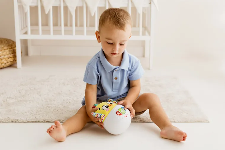 Dumel Discovery, Kurczak Leoś, interaktywna wańka-wstańka