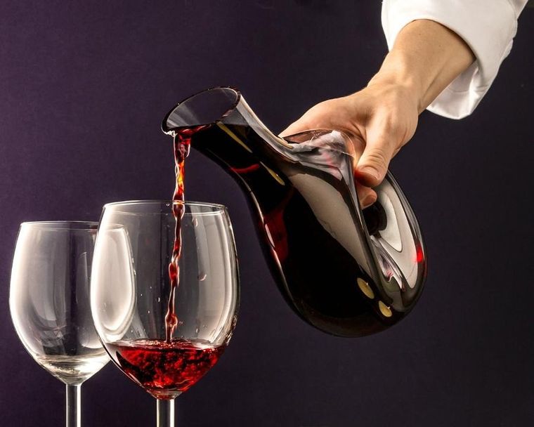 Gadget Master, karafka do wina i wody, twisted