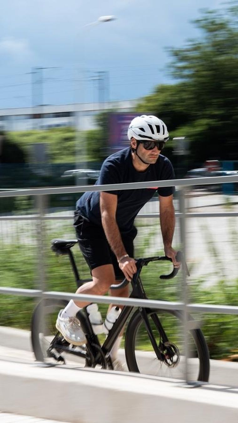 HJC, Crosser, kask rowerowy, rozmiar M, biały