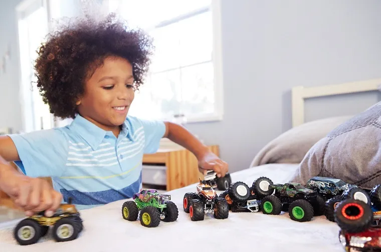 Hot Wheels, Monster Trucks, pojazd, skala 1:64