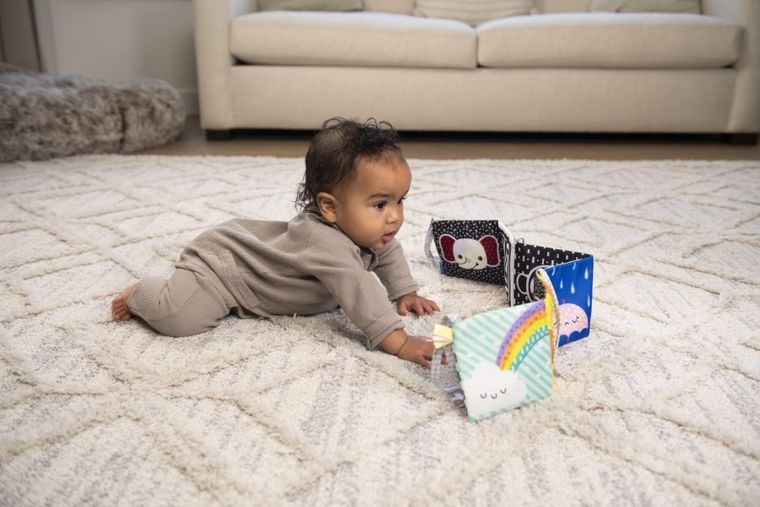 Infantino, miękka książeczka harmonijkowa