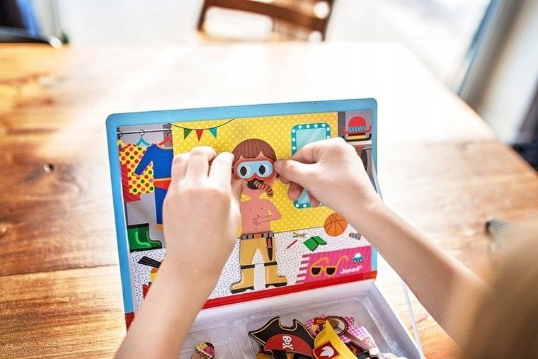 Janod, Magneti’book, Kostiumy, Chłopiec, magnetyczna układanka