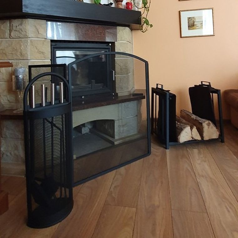 Kaminer, stojak na drewno kominkowe