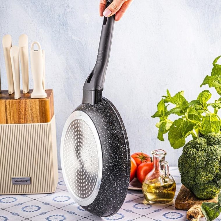 Klausberg, patelnia marmurkowa, kb-7988