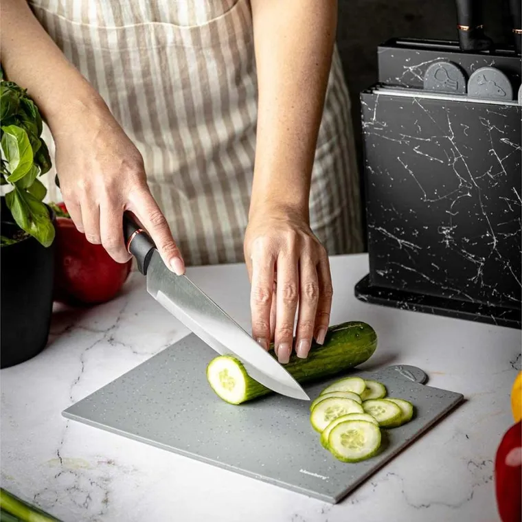 Klausberg, zestaw noży i desek kuchennych na stojaku