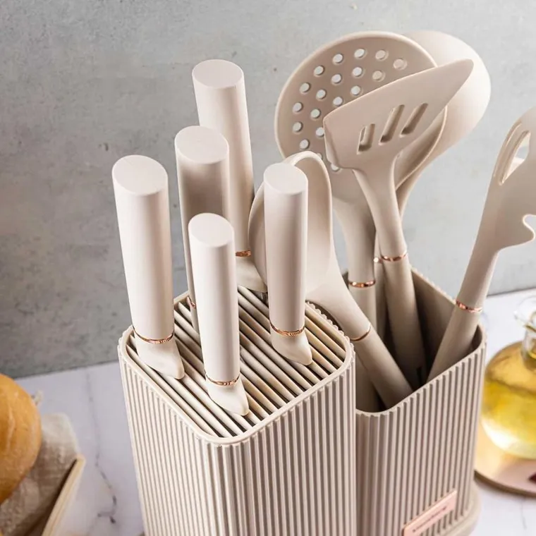 Klausberg, zestaw noży i przyborów kuchennych z deską w stojaku