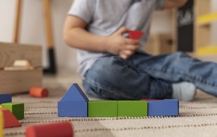 Kruzzel, klocki drewniane. 100 elementów