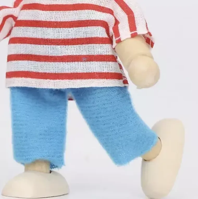 Kruzzel, Rodzina, miniaturowe lalki drewniane, 7 szt.