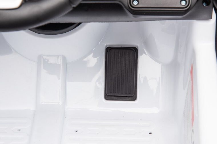 Lean Cars, Audi Q7, pojazd na akumulator, biały