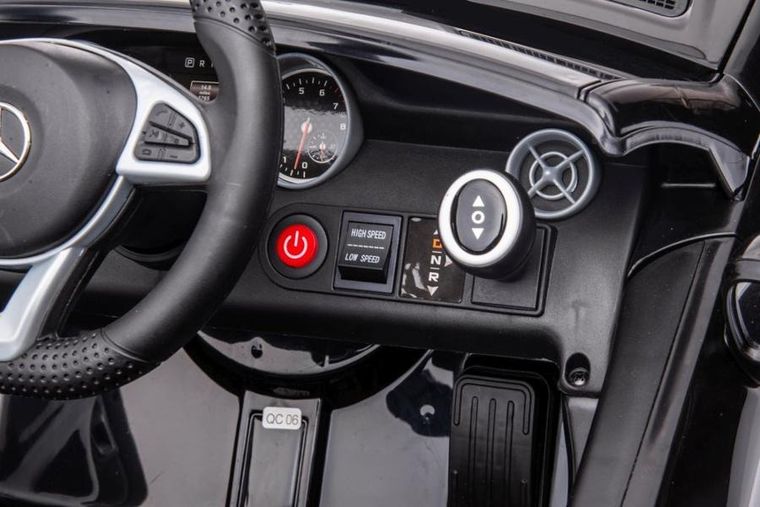 Lean Cars, Mercedes SLC 300, pojazd na akumulator, czarny