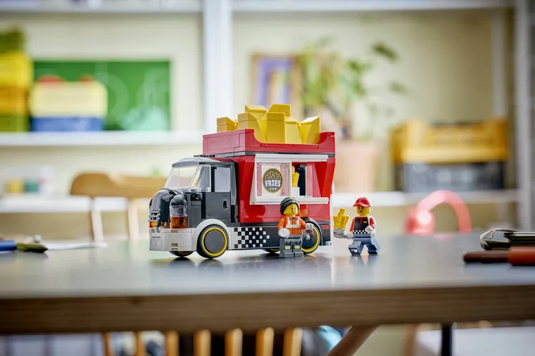 LEGO City, Food truck z frytkami, 60488