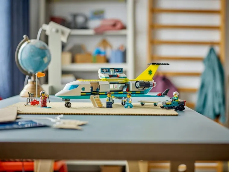 LEGO City, Samolot pogotowia ratunkowego, 60465