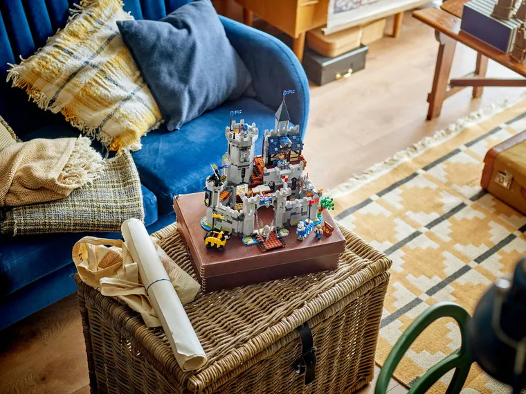 LEGO Creator 3 w 1, Średniowieczny zamek rycerzy konnych, 31168