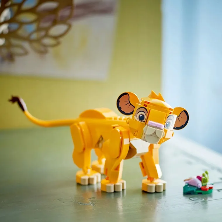 LEGO Disney, Król Lew - lwiątko Simba, 43243
