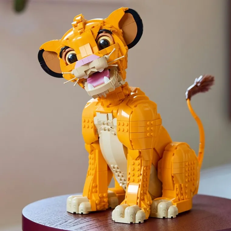 LEGO Disney, Król Lew - młody Simba, 43247