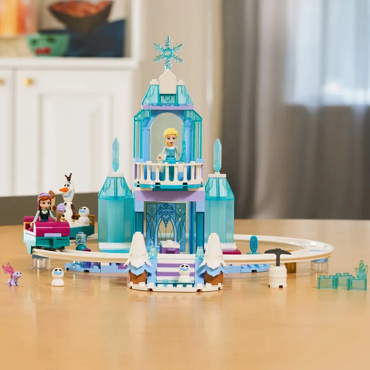 LEGO Disney Princess, Lodowy zamek Elzy i śnieżna przejażdżka, 43281