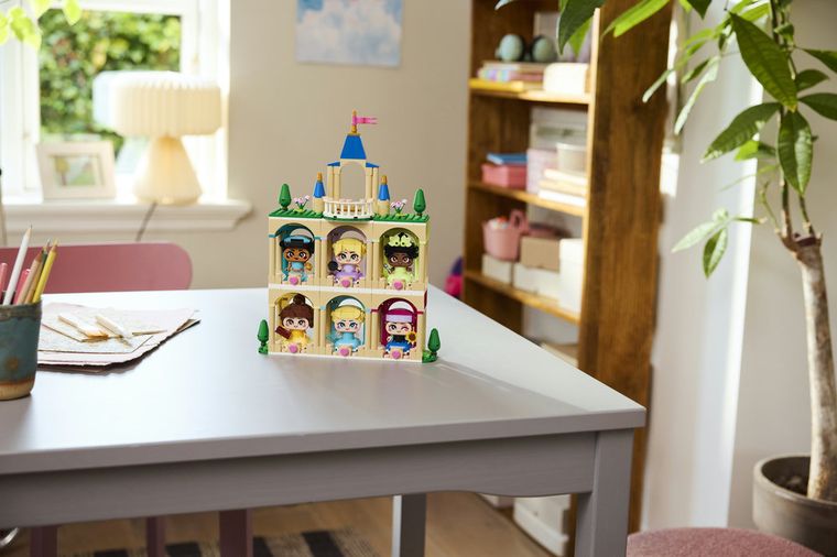 LEGO Disney Princess, Mała Dżasmina i Roszpunka, 43303