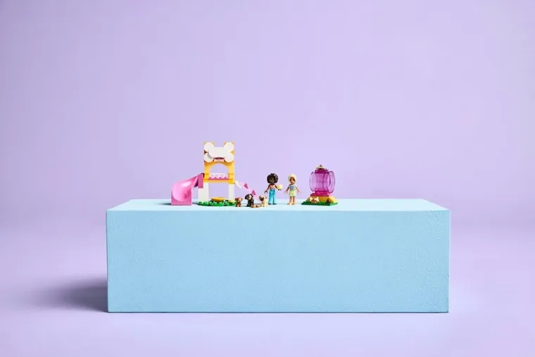LEGO Friends, Plac zabaw dla szczeniaczków, 42665
