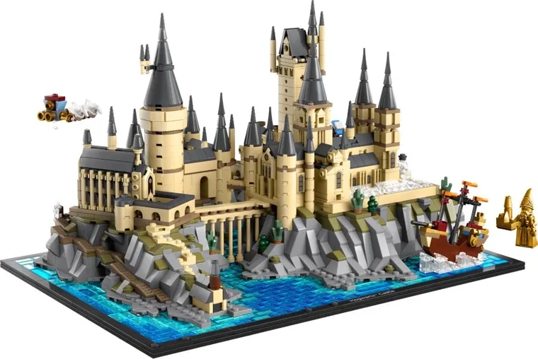 LEGO Harry Potter, Zamek Hogwart i błonia, 76419