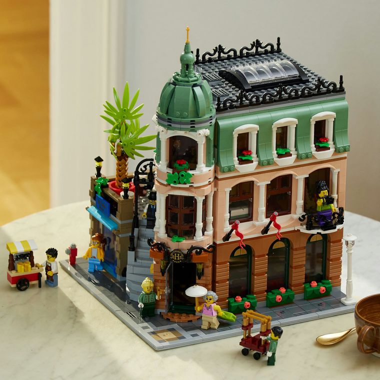 LEGO Icons, Hotel butikowy, 10297