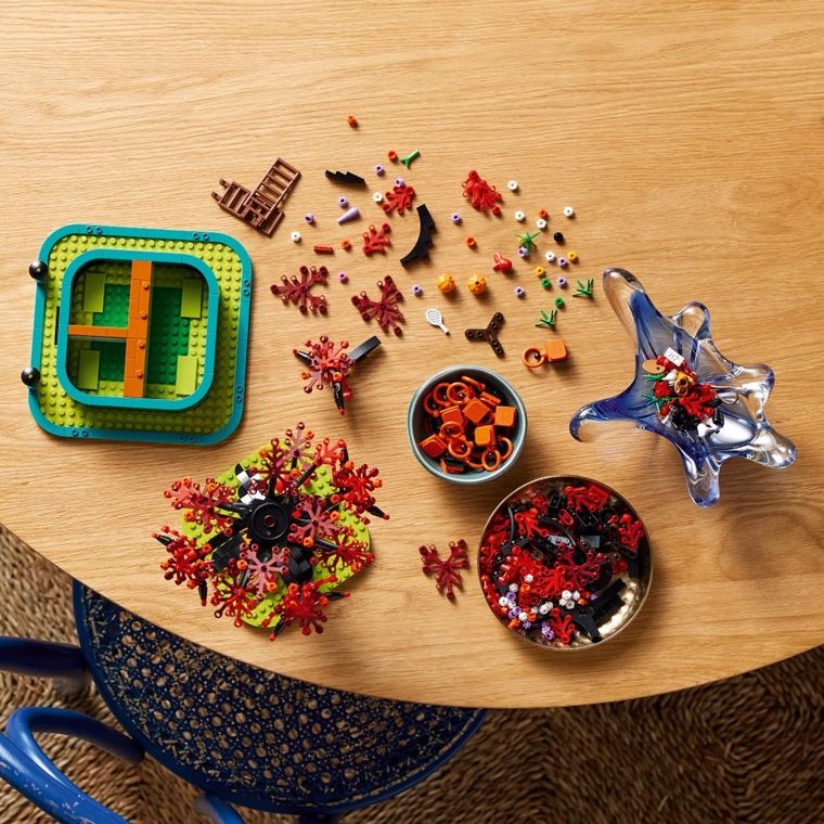 LEGO Ideas, Rodzinne drzewo, 21346