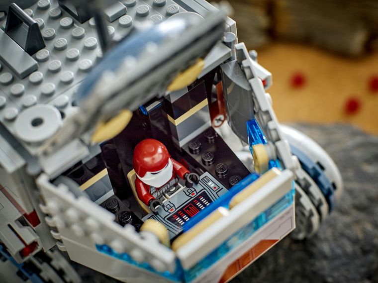 LEGO Star Wars, Czołg Republiki Juggernaut, 75413