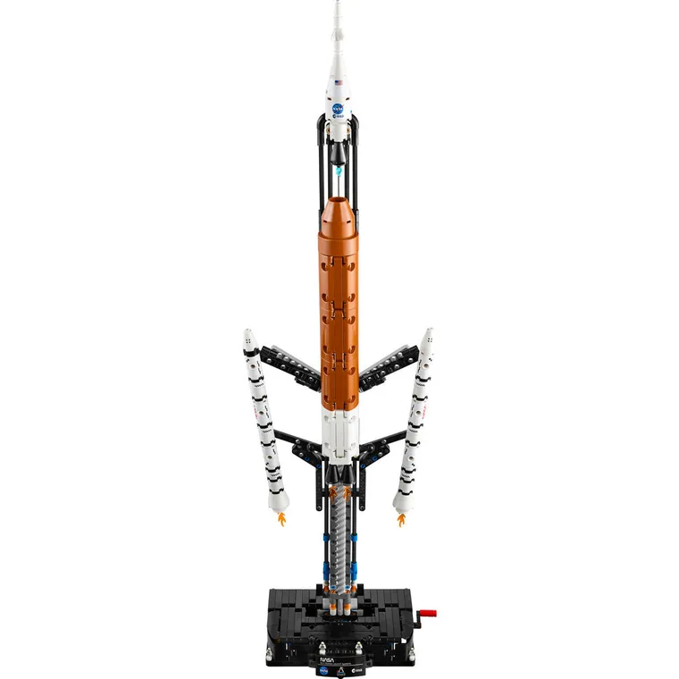 LEGO Technic, Rakieta SLS NASA Artemis, 42221