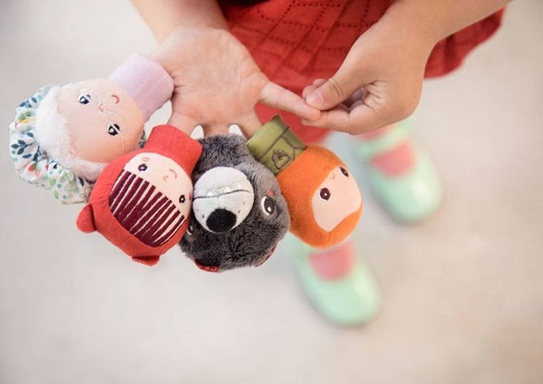 Lilliputiens, Czerwony Kapturek, mini pacynki na palce, 12m+