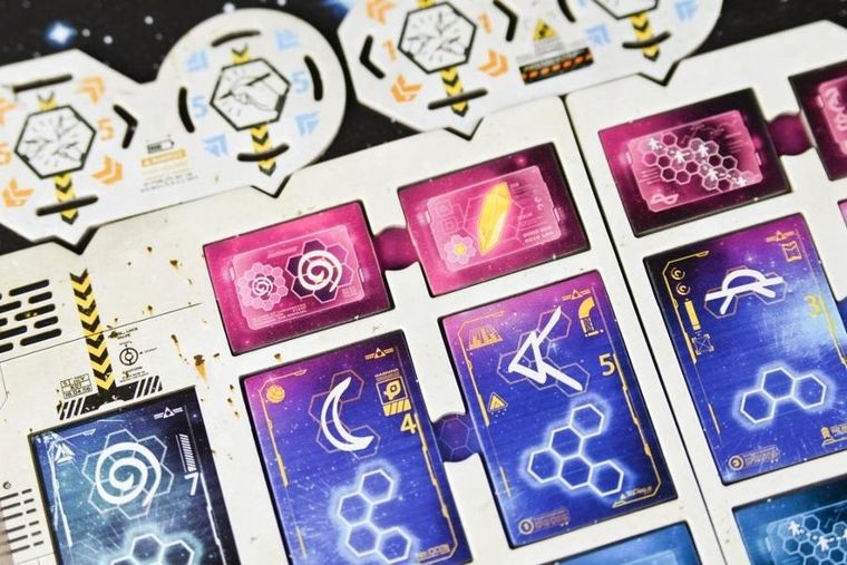 Lucrum Games, W stronę słońca, gra strategiczna