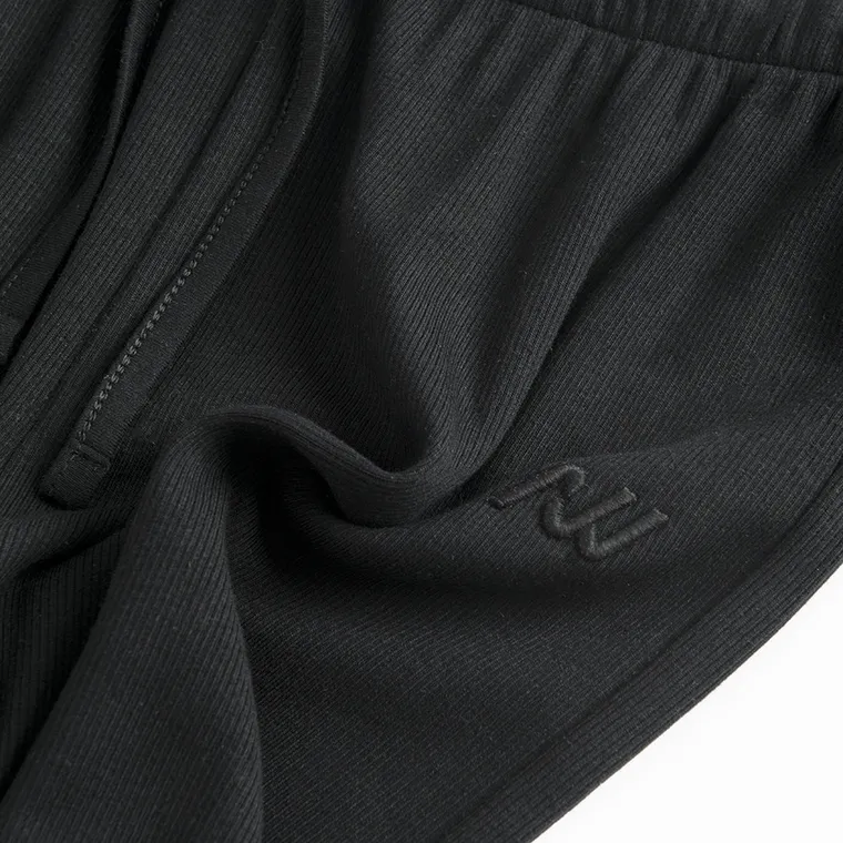 Luźne spodnie z modalem wide leg NOWEAR