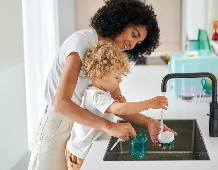 Mepal, Mio, Little Farm, kubek dziecięcy ze słomką, 9m+, 300 ml