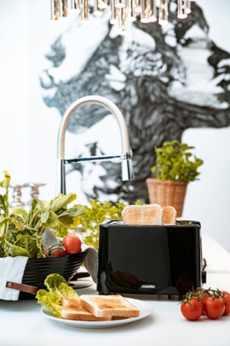 Mesko, toster, 2 kromki, MS 3220