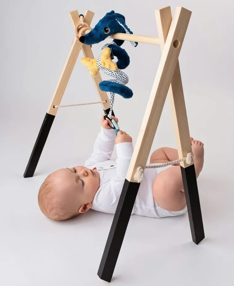 Mom's Care, Jamiś, spiralka do wózka, pastelowa zawieszka sensoryczna z lusterkiem i grzechotką, granatowa