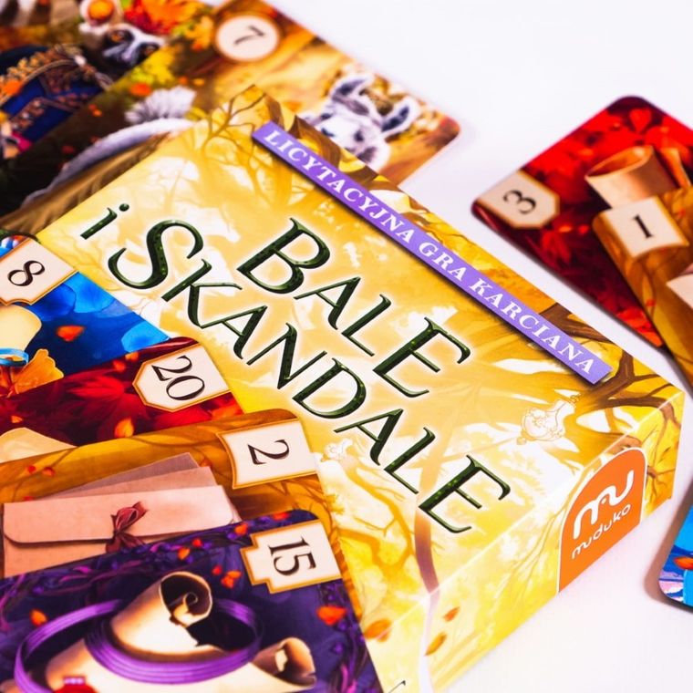 Muduko, Bale i skandale, gra familijna