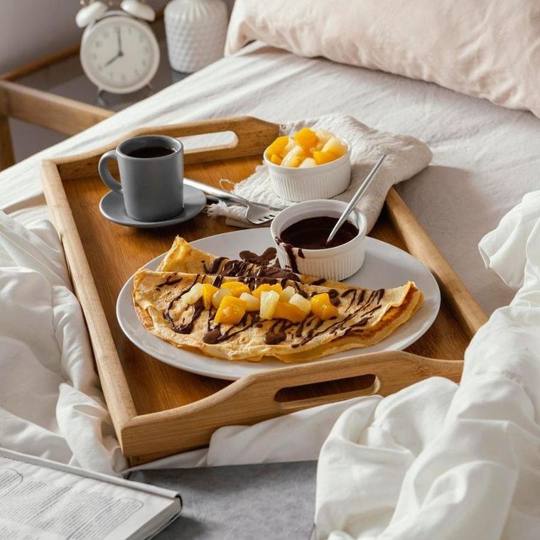 Orion, stolik bambusowy