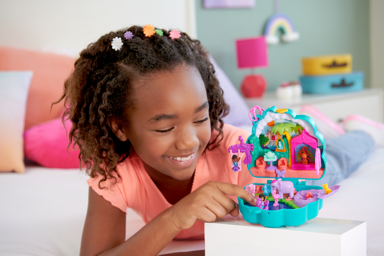 Polly Pocket, Ogród Pawia, kompaktowy zestaw do zabawy z figurkami i akcesoriami