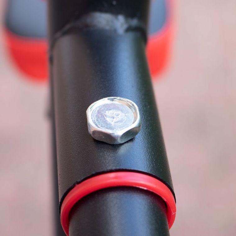 Poręcz stacjonarna, drążek do podciągania