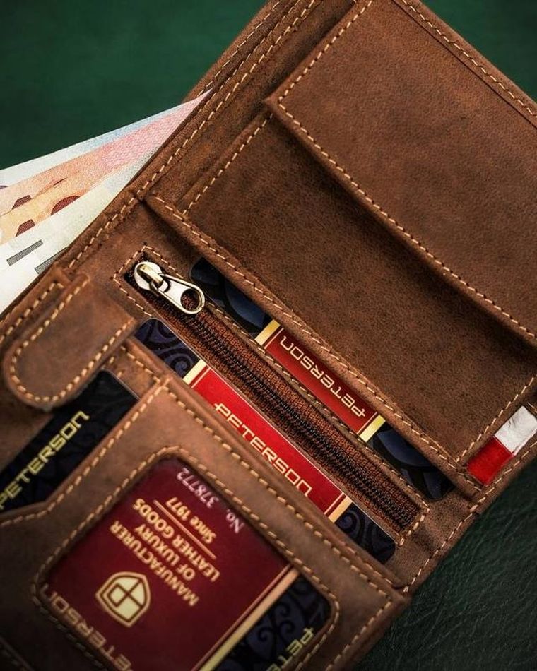 Portfel, brązowy, skórzany, Peterson