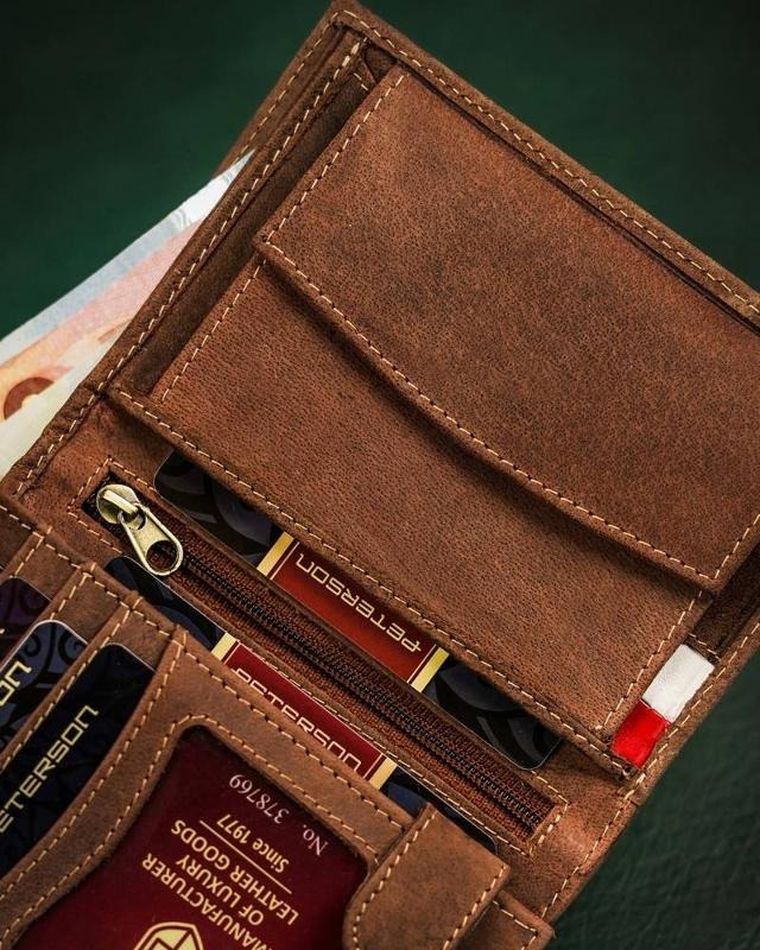 Portfel, brązowy, skórzany, Peterson